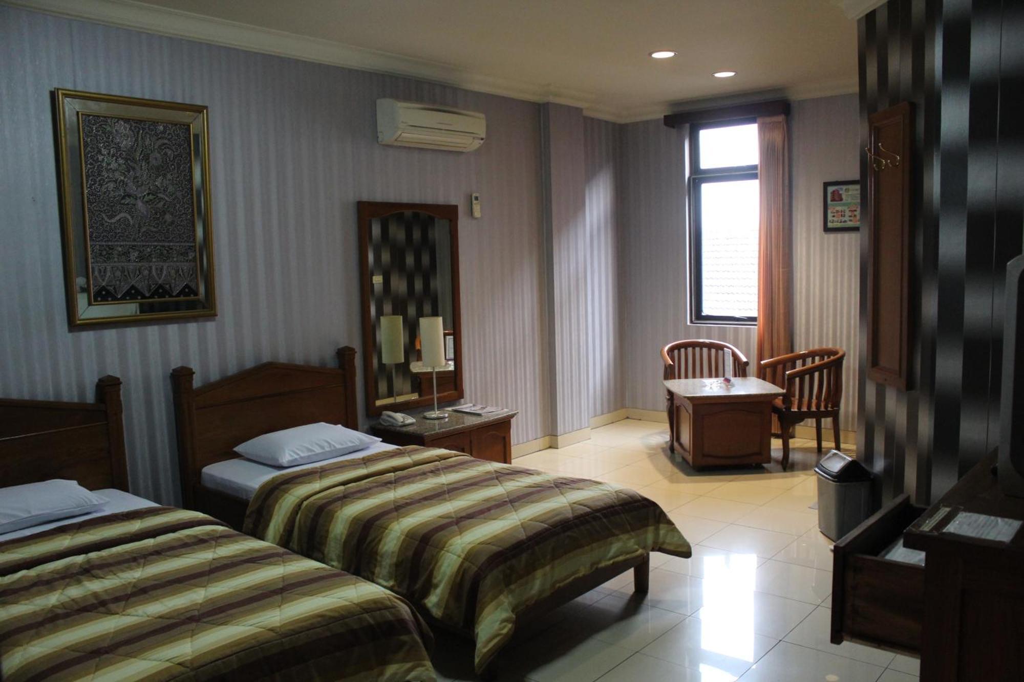 Hotel 678 Kemang Powered By Cocotel 자카르타 외부 사진